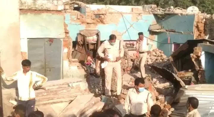 मुरैना के जींगनी गांव में विस्फोट 3 वर्षीय बालक सहित 3 लोगों की मौत